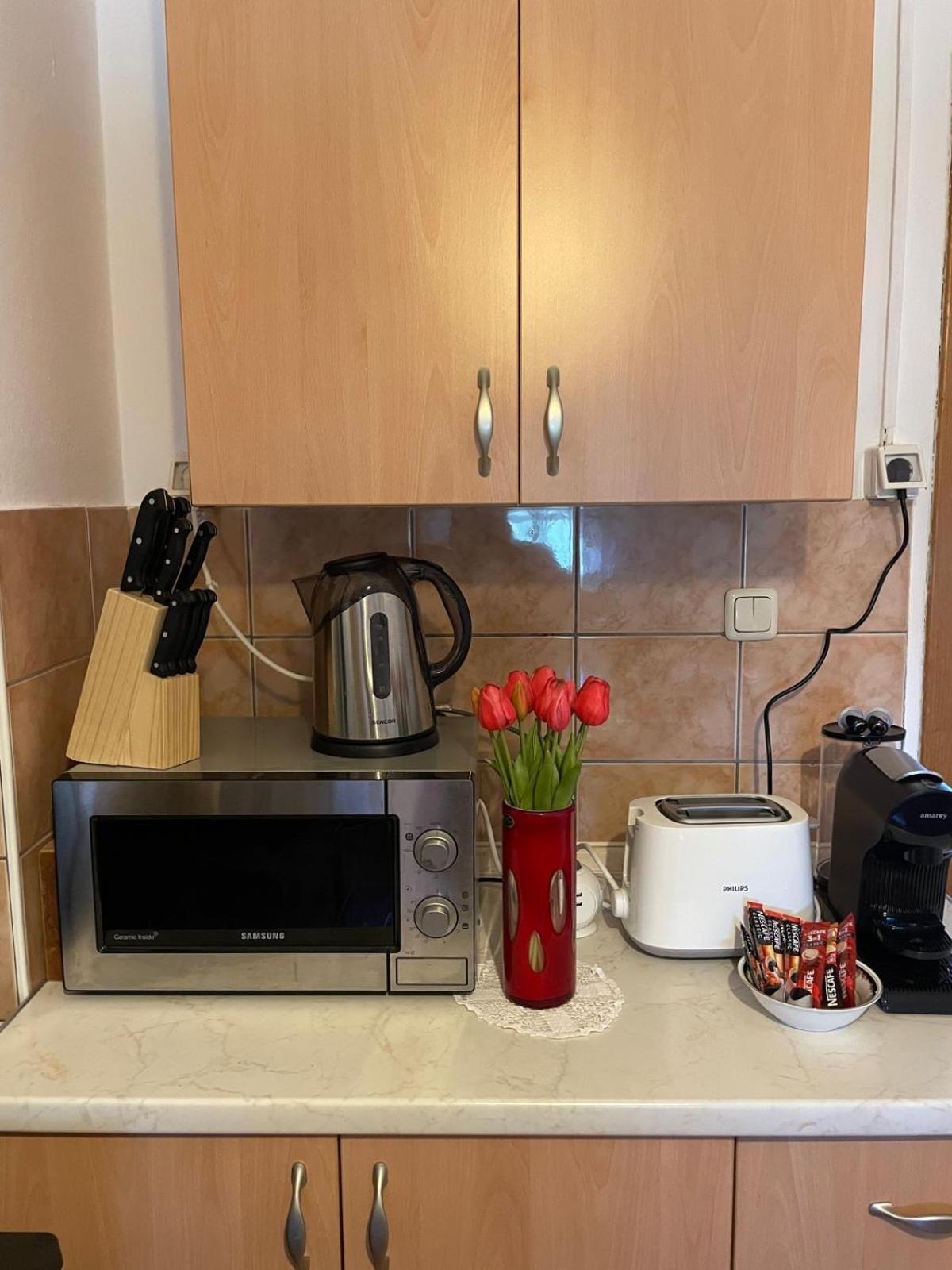 Anamarija Apartments Licko Petrovo Selo Zewnętrze zdjęcie