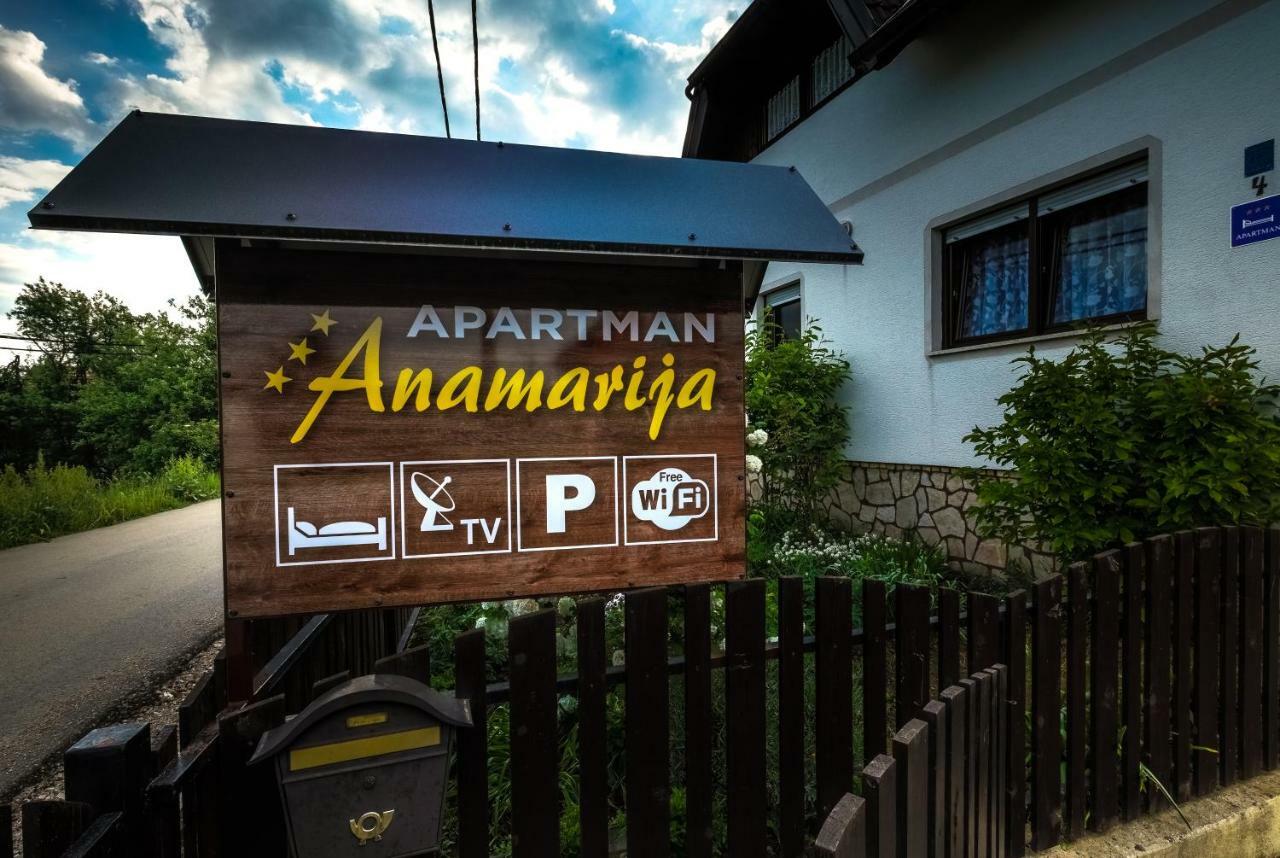 Anamarija Apartments Licko Petrovo Selo Zewnętrze zdjęcie